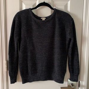 Forever 21 Dark Grey Sweater Comfortable Material